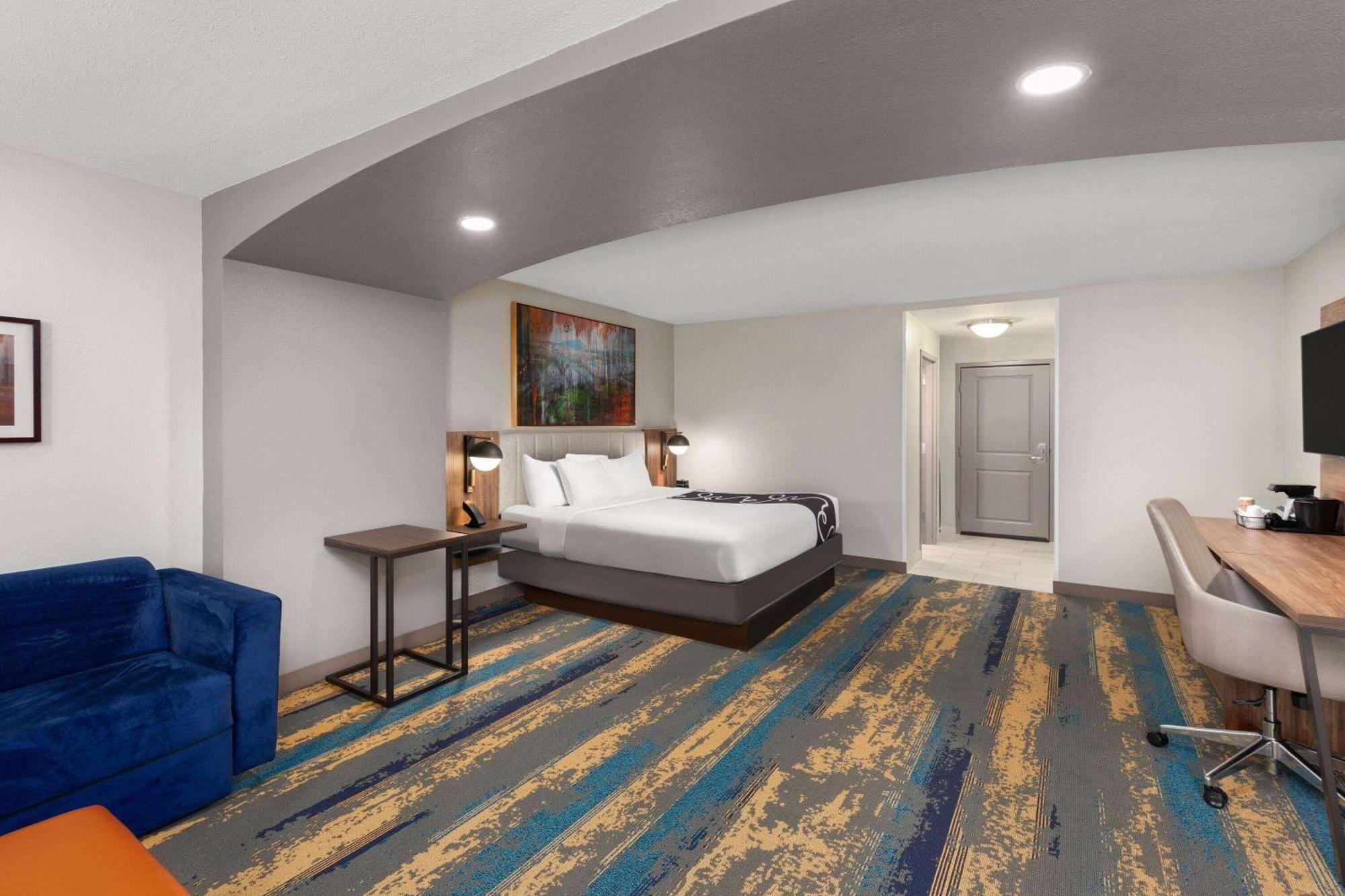 La Quinta By Wyndham Knoxville Central Papermill Exterior photo